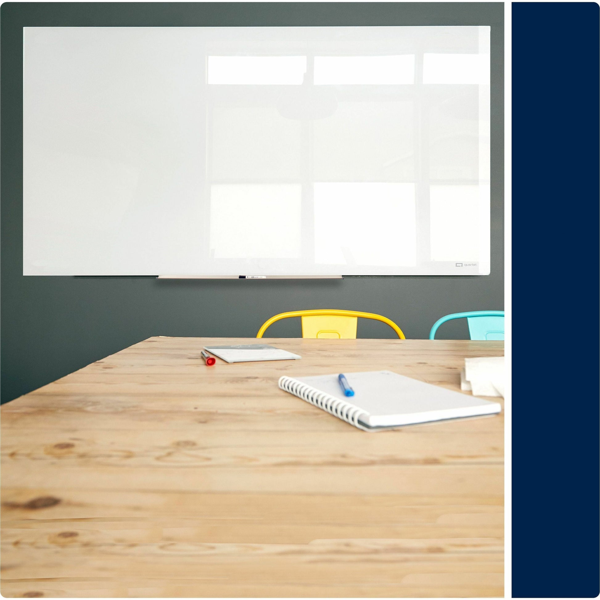 quartet-invisamount-magnetic-glass-board-48-4-ft-width-x-96-8-ft-height-qrtq25f04imw_10