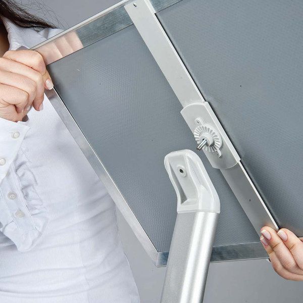 curved-sign-holder-11-x-17-poster-size-silver-landscape-portrait-position-ucumbn0517x2000_3