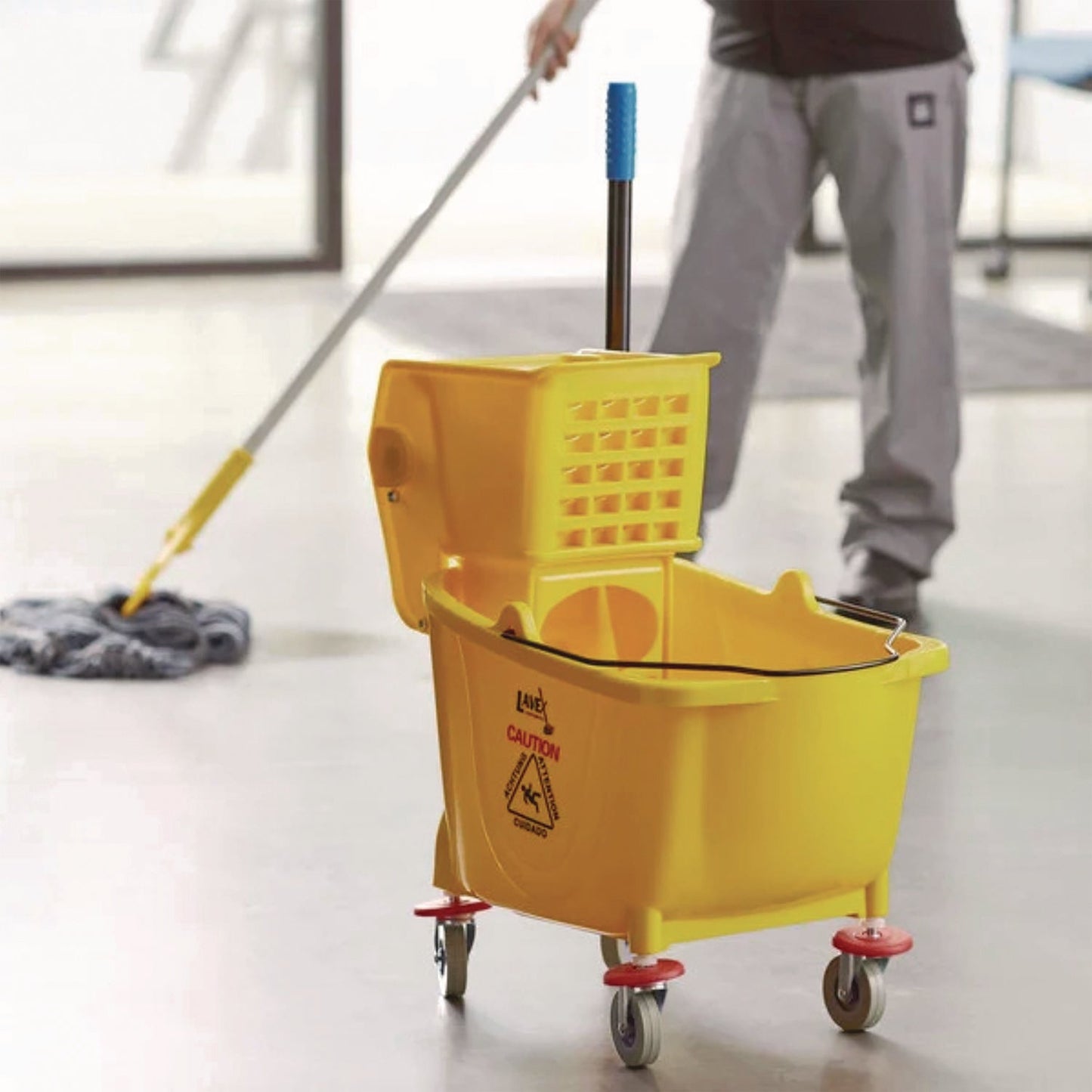 betco-ph7q-dual-neutral-disinfectant-cleaner-lemon-scent-10-78-gal-drum-bet3555500_2