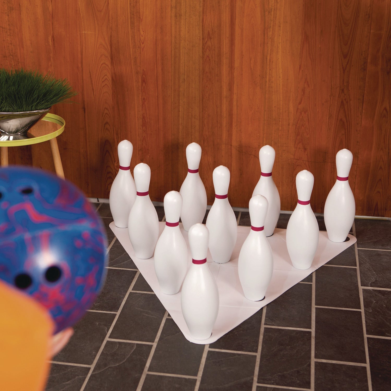 champion-sports-plastic-bowling-pin-set-white-10-set-csibp10_6