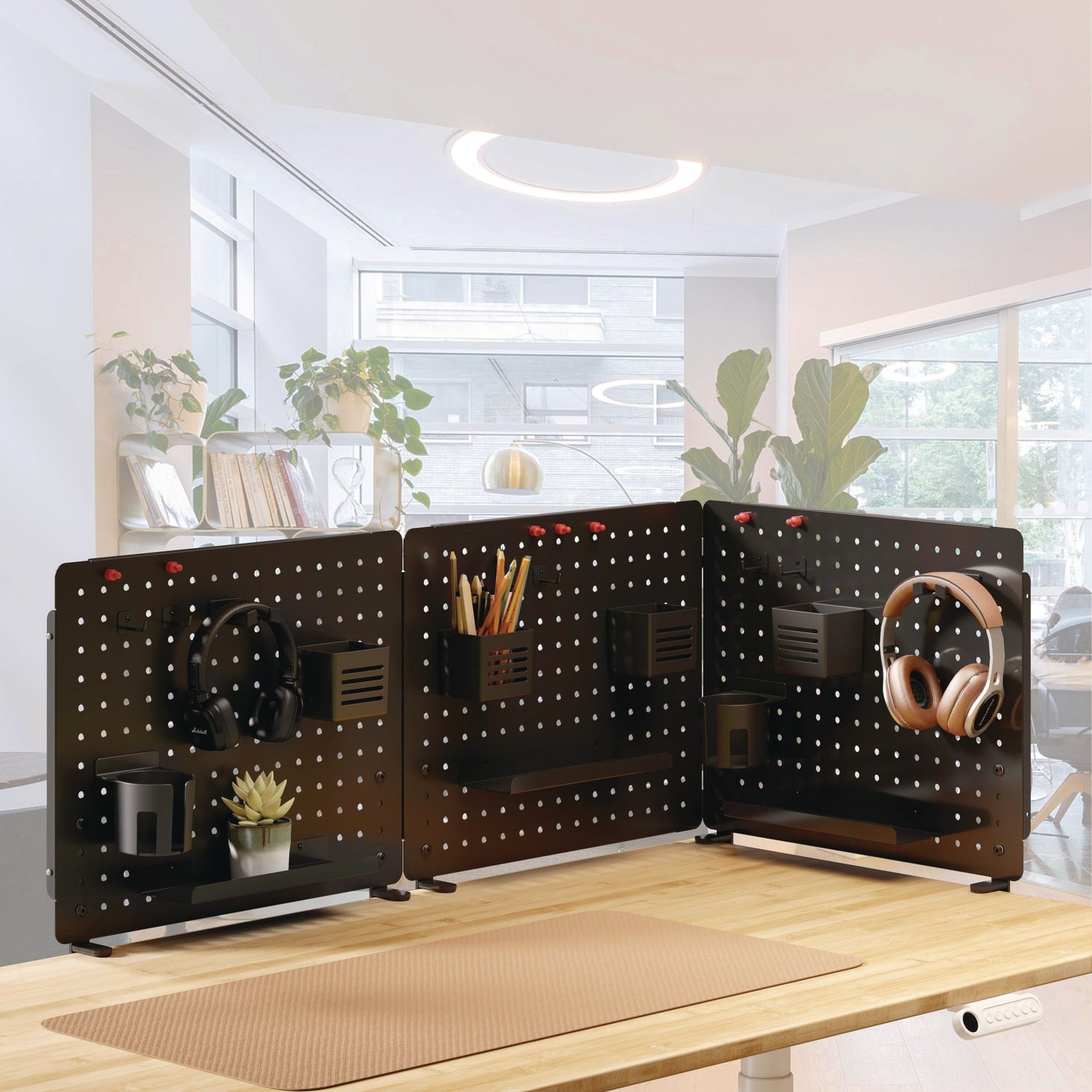 kantek-pegboard-organizer-three-compartments-20-58-x-1-x-17-black-steel-ktkpbs120b_5