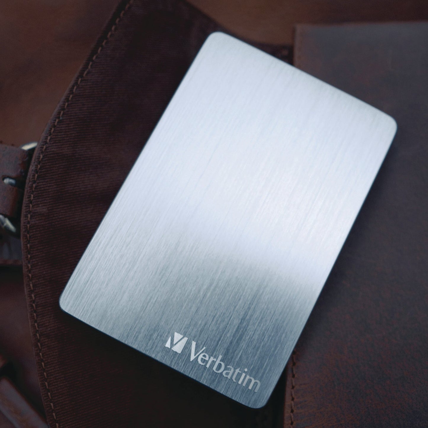 verbatim-store-n-go-alu-slim-portable-hard-drive-1-tb-usb-3-2-gen-1-space-gray-ver53662_5