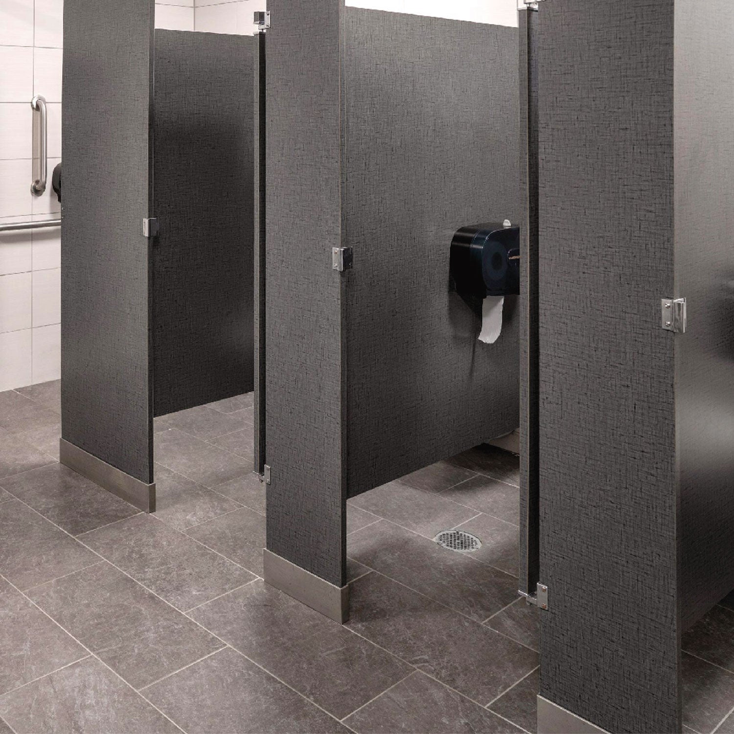 betco-af315-disinfectant-cleaner-citrus-floral-scent-55-gal-drum-bet3155500_4