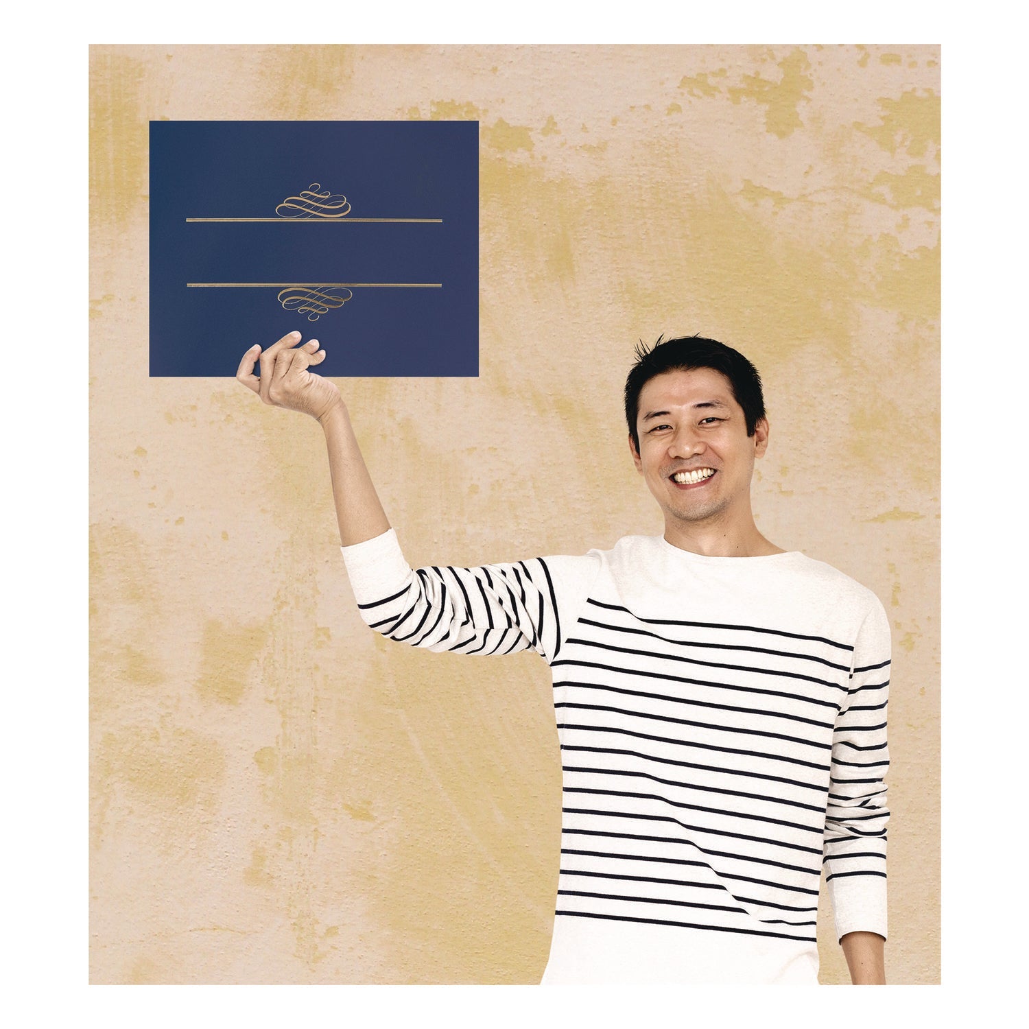 great-papers-r-embossed-foil-certificate-holders-80-lb-paper-navy-5-pack-grp903119_3