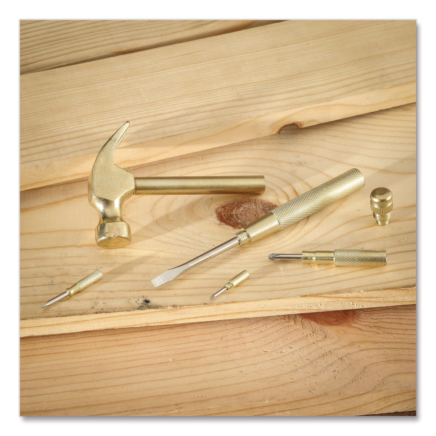great-neck-r-5-in-1-carpenters-hammer-with-nesting-handle-containing-four-screwdrivers-6-5-long-gold-handle-gns19006_8
