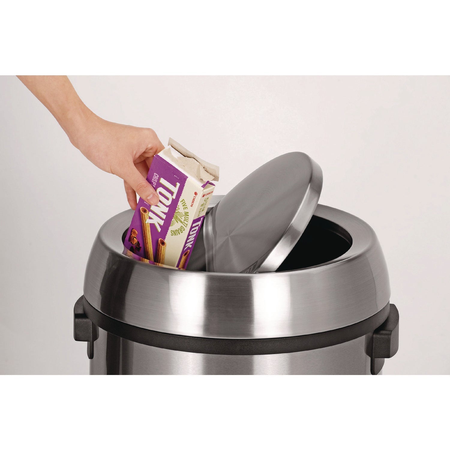 alpine-industries-17-gal-stainless-steel-swivel-trash-can-cover-15-7-x-15-67-x-15-67-silver-alhalp47065lc_2