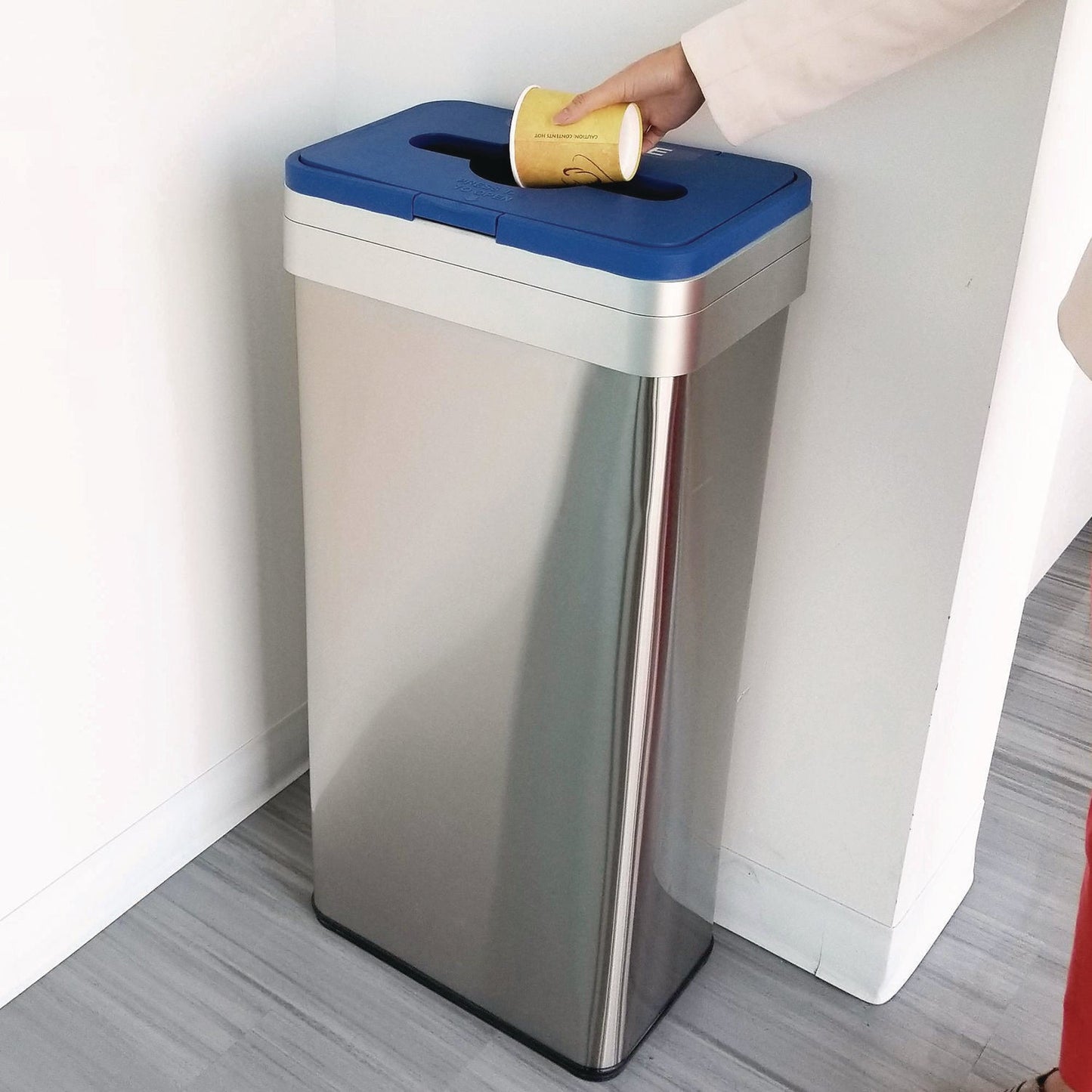 hls-commercial-r-open-top-recycle-bin-with-color-coded-lid-21-gal-plastic-stainless-steel-silver-blue-hlmhls21uotrec_2