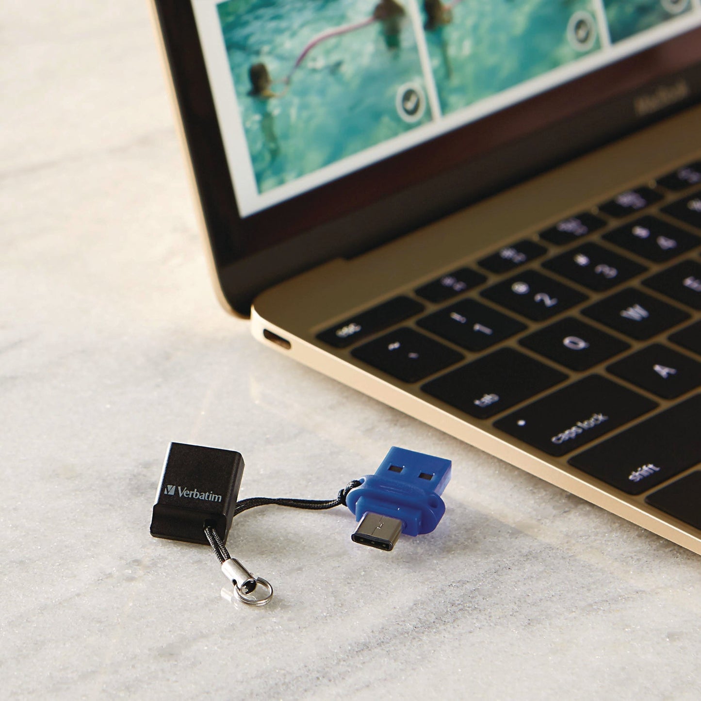 verbatim-store-n-go-dual-usb-3-2-gen-1-flash-drive-for-usb-c-devices-blue-ver71275_5
