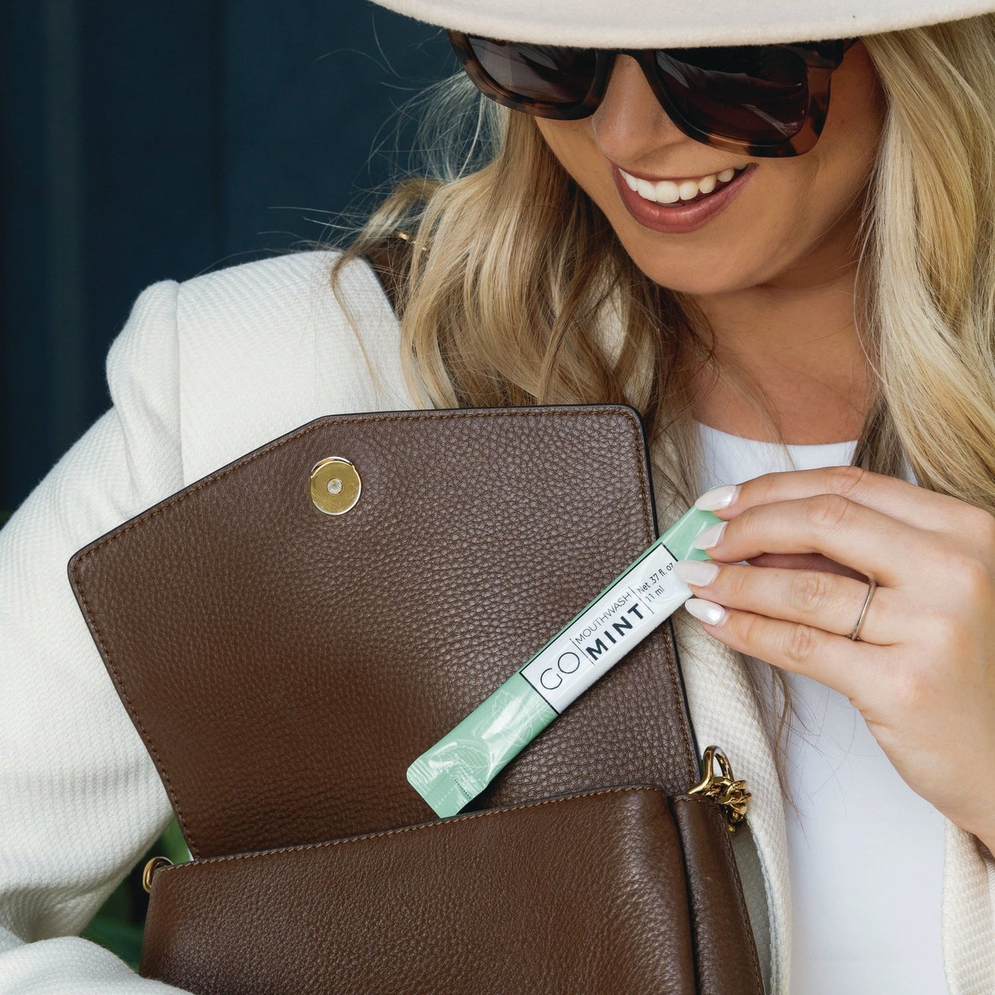 go-mouthwash-individual-mouthwash-packets-mint-flavor-0-37-oz-packet-5-pack-12-packs-box-gmhmw05_8