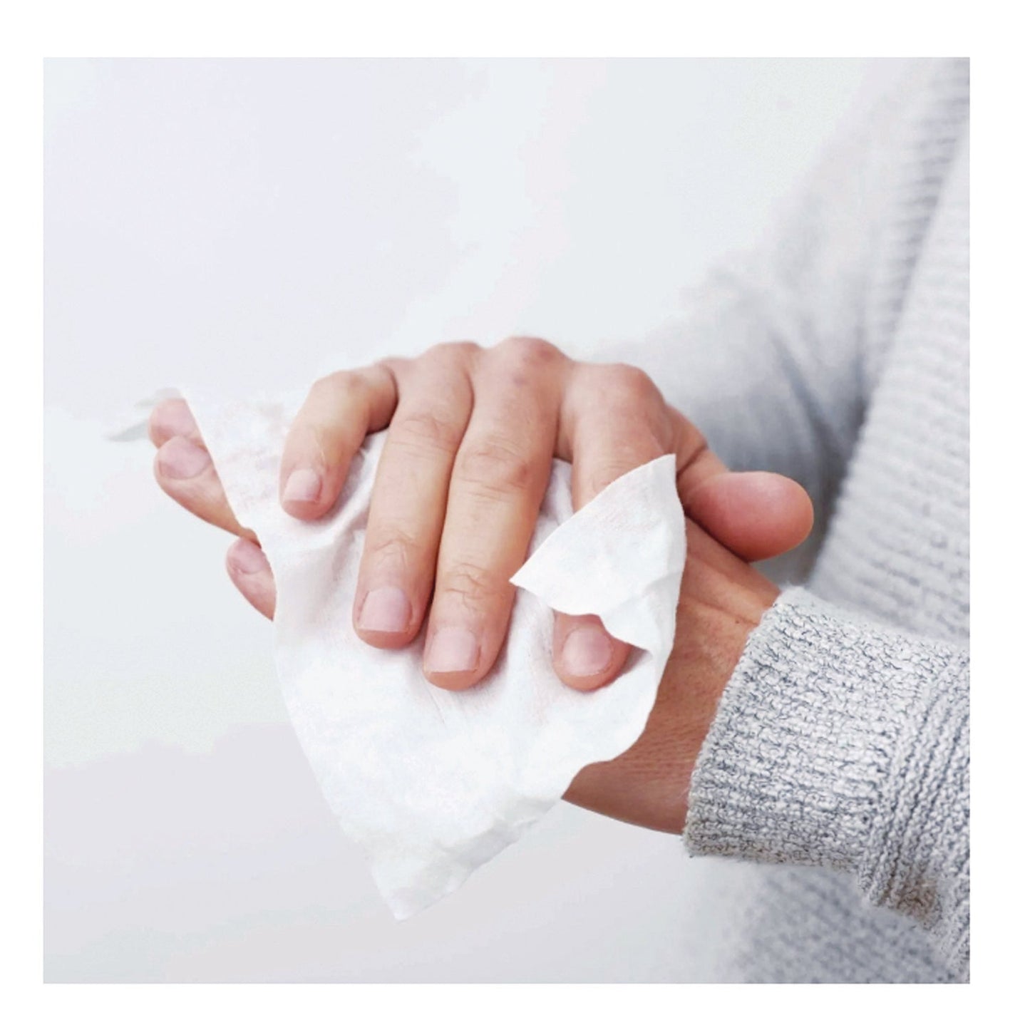 sani-professional-r-pdi-sani-hands-instant-hand-sanitizing-wipes-7-5-x-6-unscented-white-220-canister-6-canisters-carton-pdinpkp15984_3