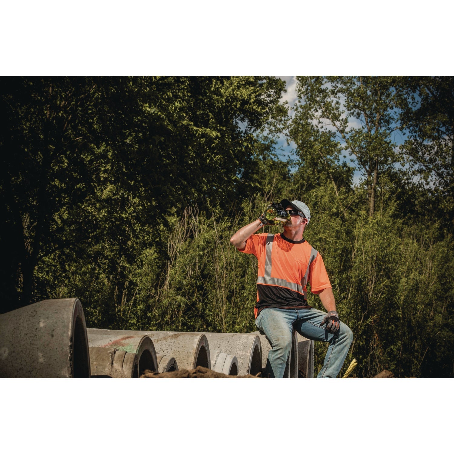 ergodyne-r-glowear-8280bk-class-2-performance-t-shirt-with-black-bottom-7x-large-long-orange-ego22621_4