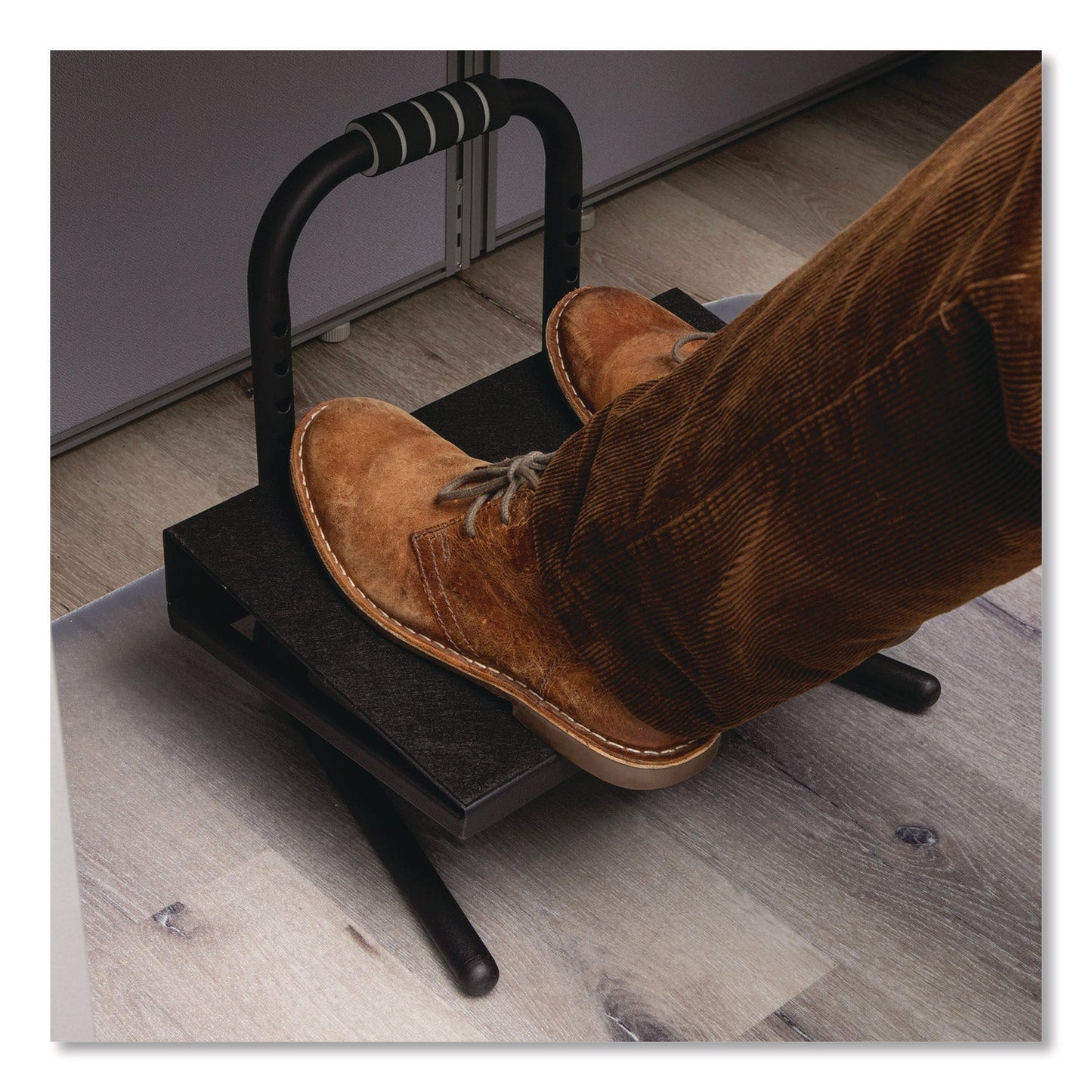 mind-reader-adjustable-height-tilt-foot-rest-14-25-x-15-d-x-14-5-h-black-emsftheightblk_2