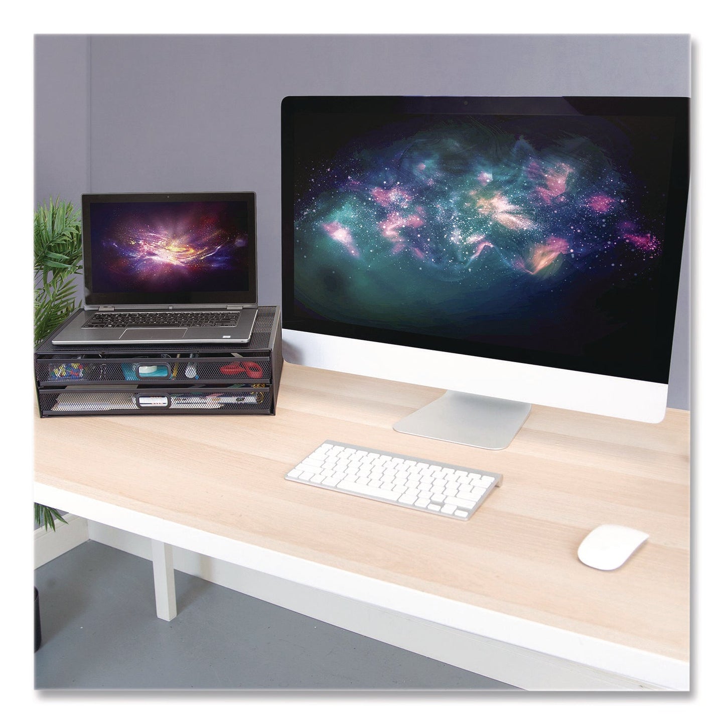 mount-it-metal-mesh-monitor-stand-with-storage-drawers-for-up-to-32-monitors-15-8-x-11-8-x-4-7-black-supports-30-lb-mnimi7365_5