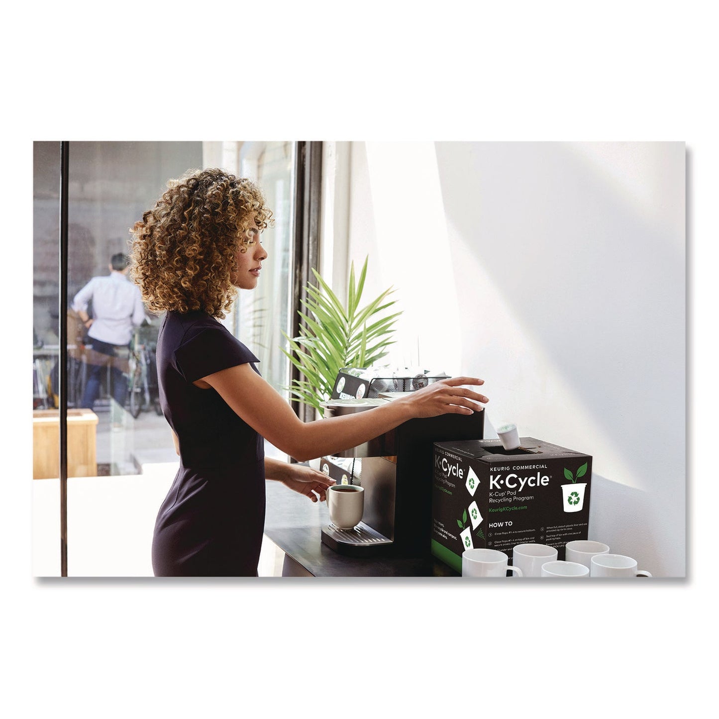 keurig-r-k-cycle-k-cup-pod-recycling-station-plastic-black-green-white-5-pack-keu5000350630_4