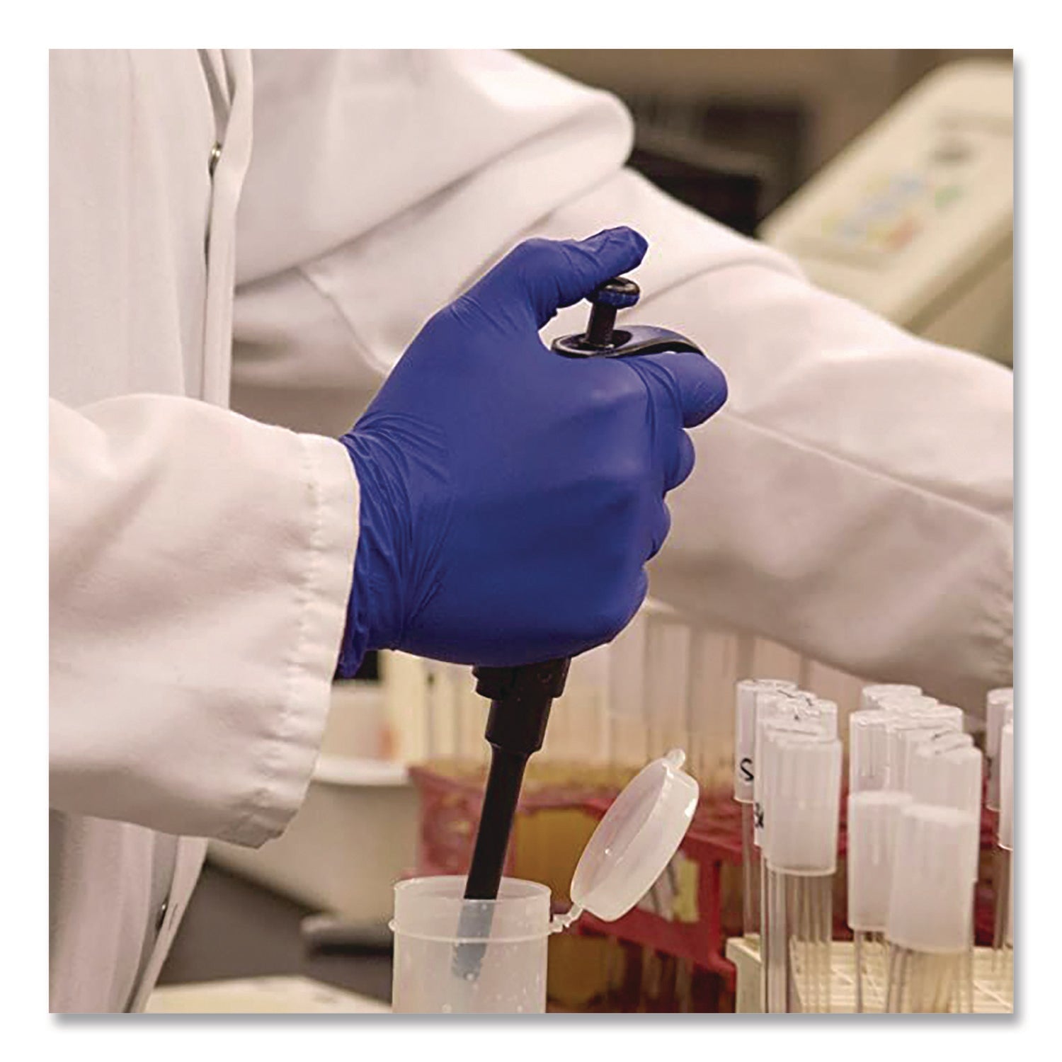 ammex-r-professional-nitrile-exam-gloves-powder-free-small-indigo-100-box-axcainpf42100bx_4