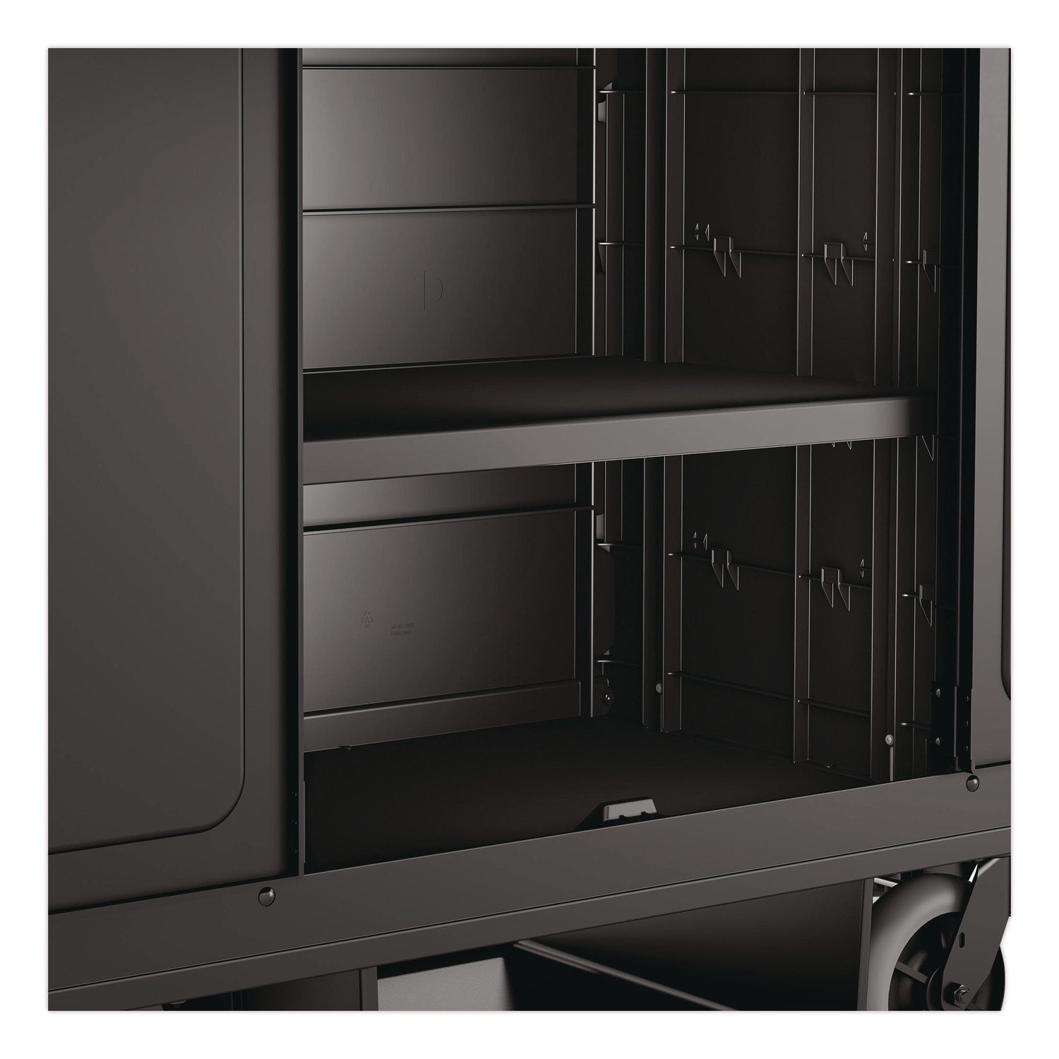 suncast-commercial-r-adjustable-shelf-for-suncast-commercial-full-size-housekeeping-carts-hkc1000-hkc2000-plastic-black-suahkcshelf_3