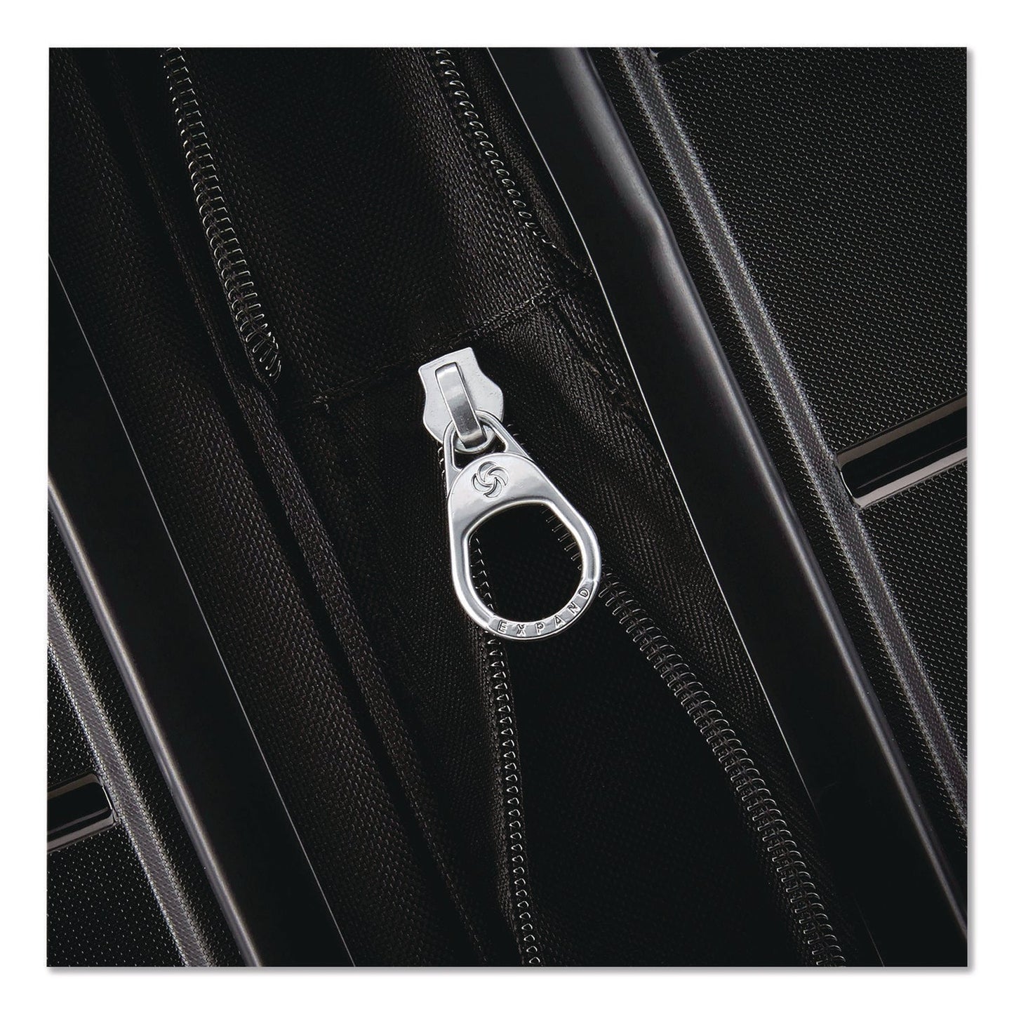 samsonite-r-freeform-hard-side-carry-on-suitcase-four-wheeled-spinner-20-95-x-13-8-x-31-1-black-sml782571041_7
