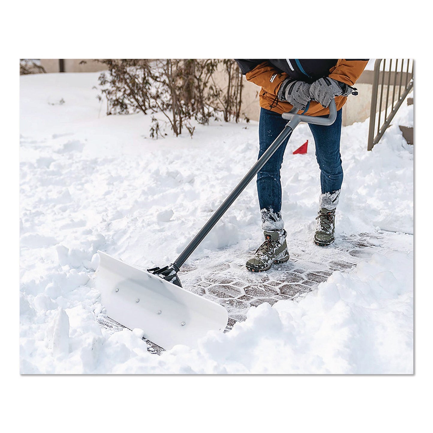 suncast-r-uhmw-snow-pusher-30-width-55-length-suaspuh3000d_3