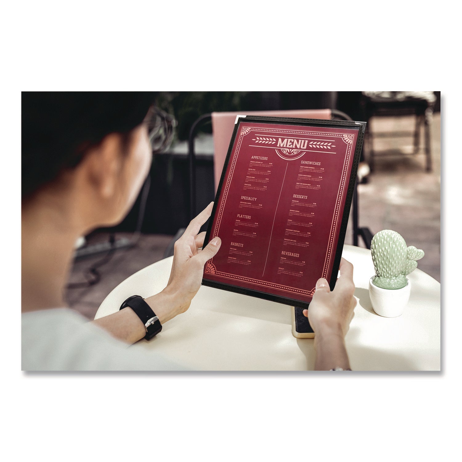 excello-global-products-r-menu-holder-for-11-x-17-menus-portrait-orientation-11-7-x-18-clear-black-silver-exosplsmenu1117_3