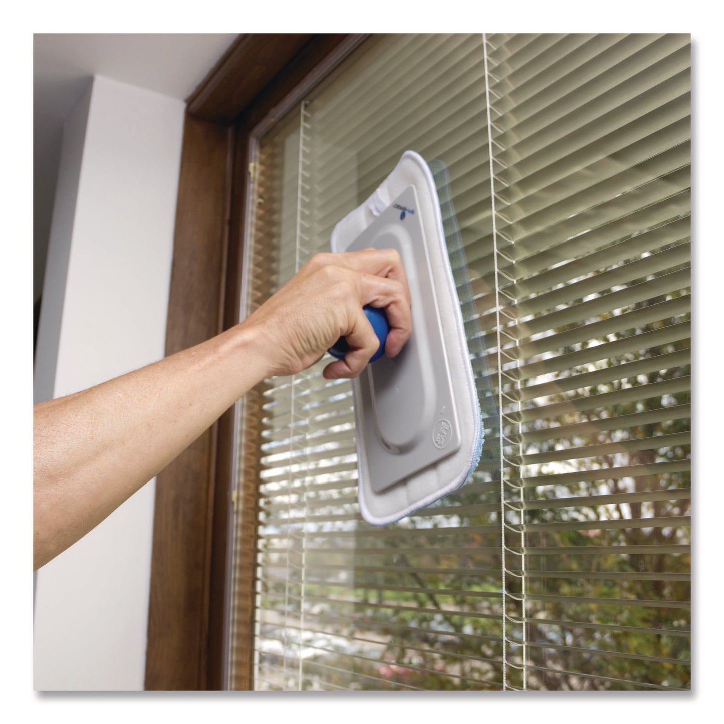 HOSPECO® Sphergo Surface Cleaning Tool, Medium, 3" Handle (HOS2505SPHMST)