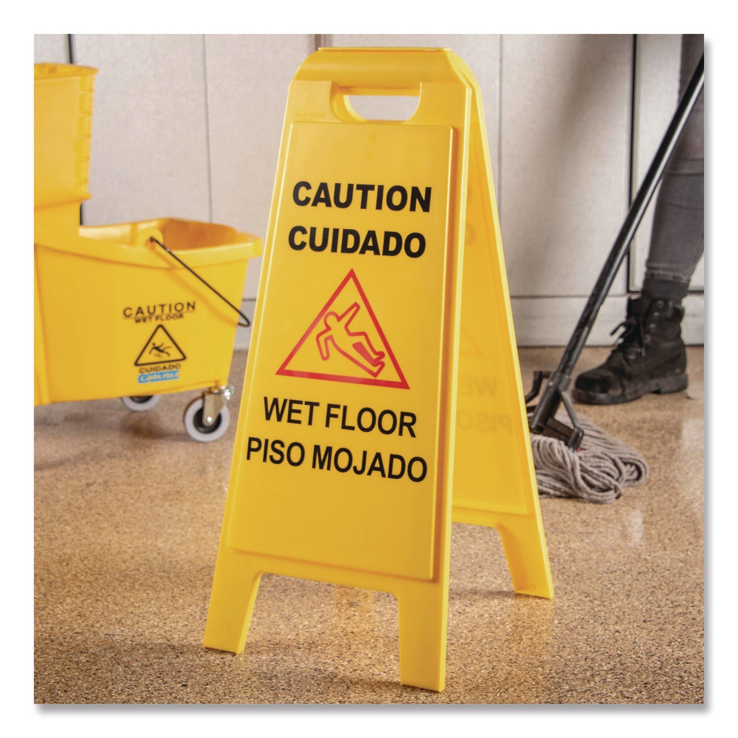 carlisle-wet-floor-sign-english-spanish-11-x-25-x-25-yellow-cfs3690000_2