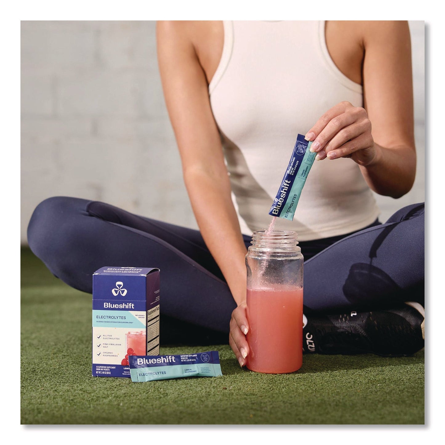 blueshift-electrolyte-lemon-raspberry-drink-mix-0-24-oz-packets-10-pack-2-packs-carton-grr60004165_3