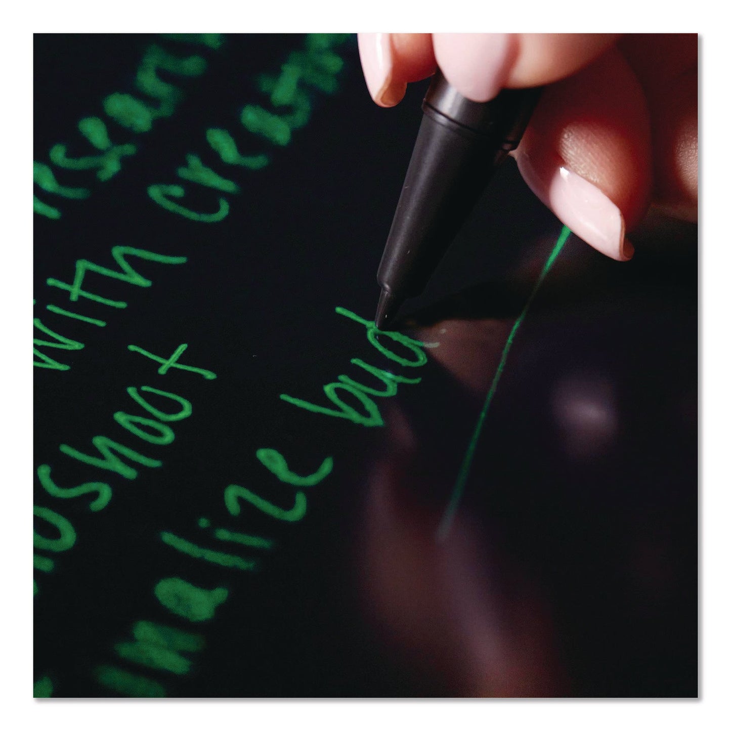 boogie-board™-blackboard-2-0-smart-scan-notebook-11-15-x-9-black-gray-imvbd20160001_3