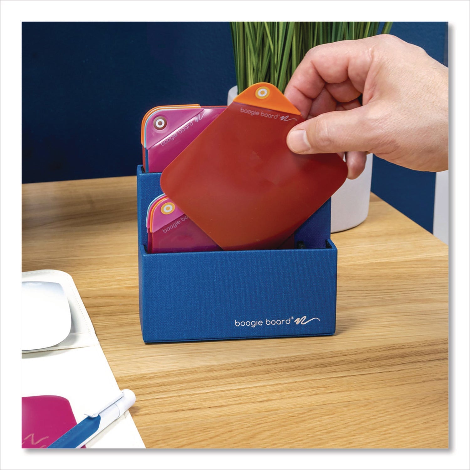 boogie-board™-versanotes-desk-organizer-3-compartments-4-7-x-0-4-x-2-05-blue-plastic-imvvnd02b0001_3