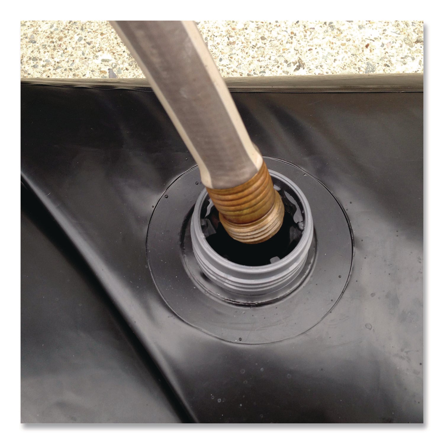 quick-dam-water-curbs-6-5-x-5-ft-x-6-5-qkdqdwc65_6