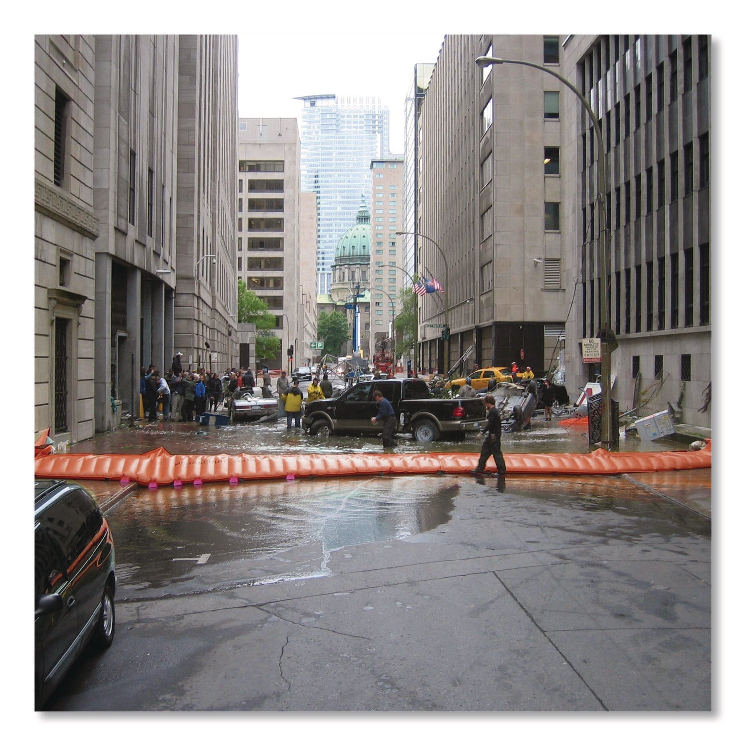 quick-dam-water-force-24-x-30-ft-x-6-qkdqdwgwl0630_7
