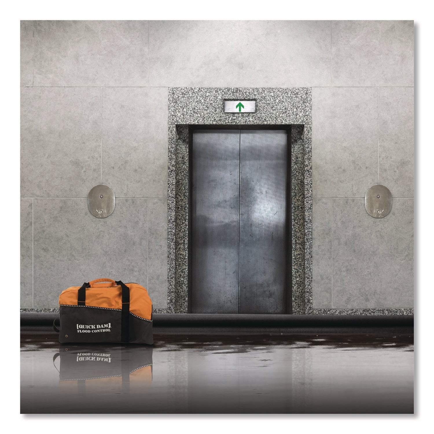 quick-dam-flood-barrier-duffel-bag-kit-1-duffel-4-17-ft-flood-barriers-qkdqdduff174_4