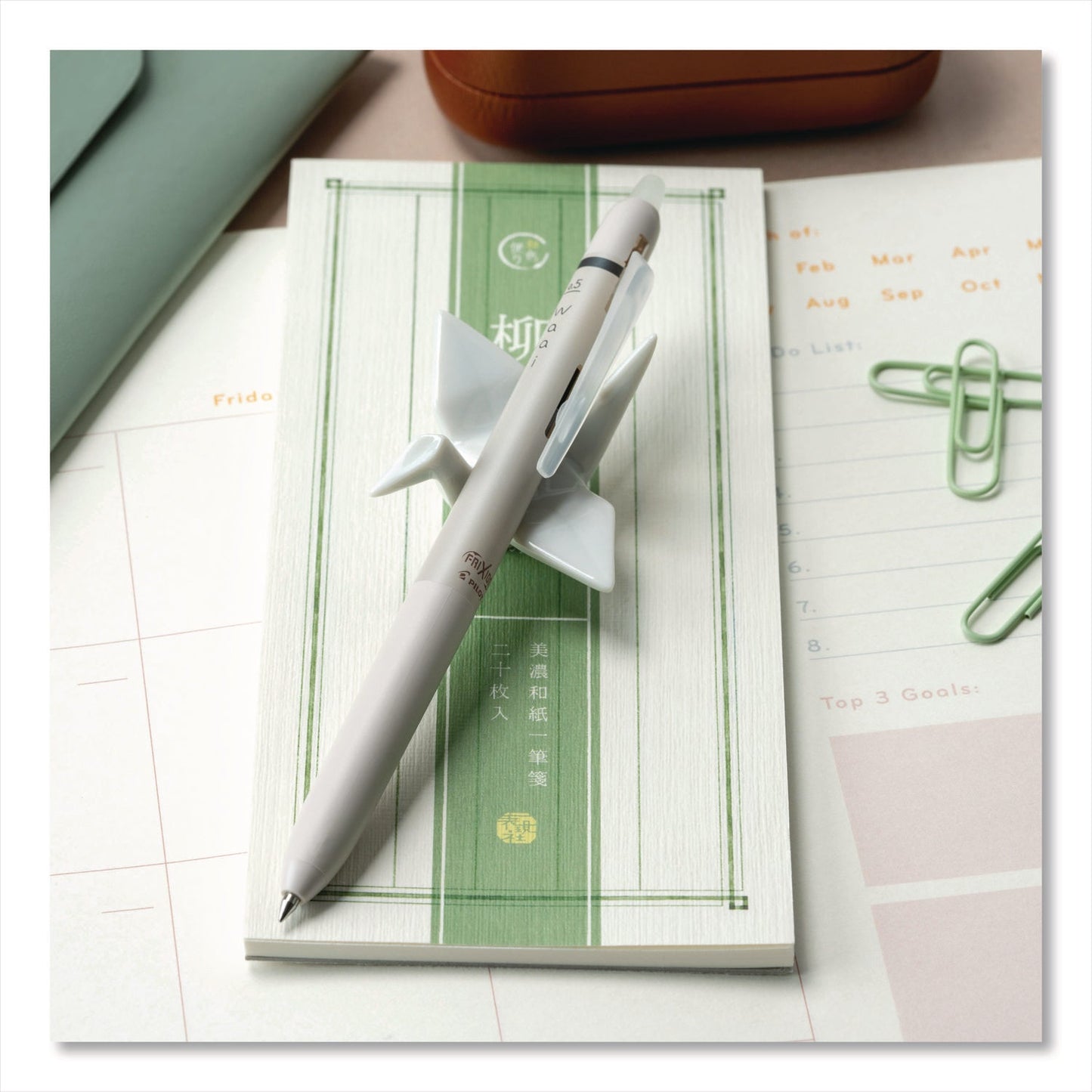 pilot®-frixion-waai-erasable-gel-pen-retractable-extra-fine-0-5-mm-black-ink-beige-black-barrel-dozen-pil21059_5
