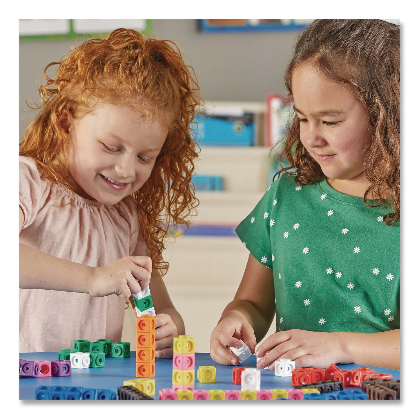 Learning Resources® MathLink Cubes, Grades 1 to 3, 100 Pieces (LRNLER4285)