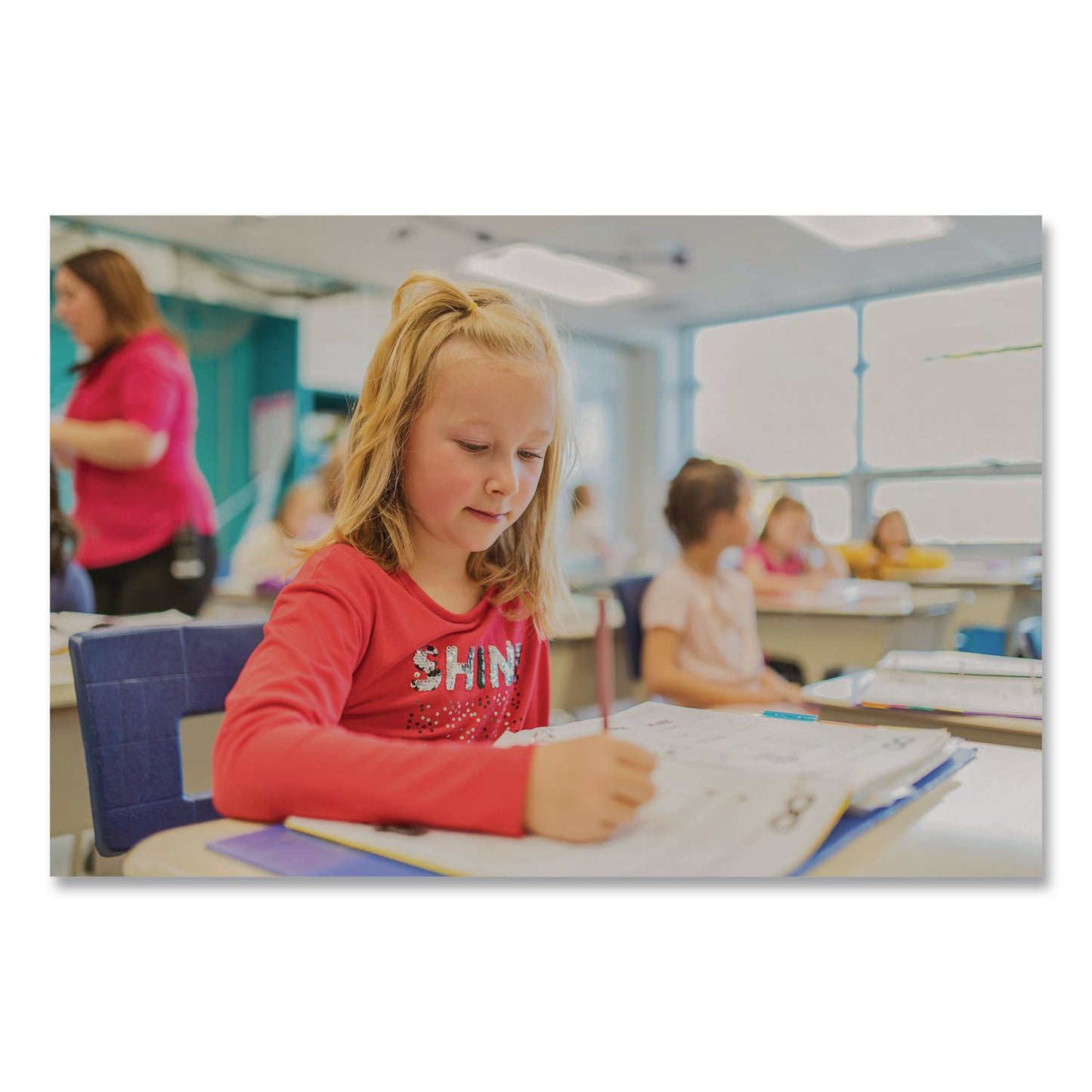 Educational Insights® Florescent Light Filter Covers, Square, 2 ft x 4 ft, Whisper White, 4 Panels (EII1231)