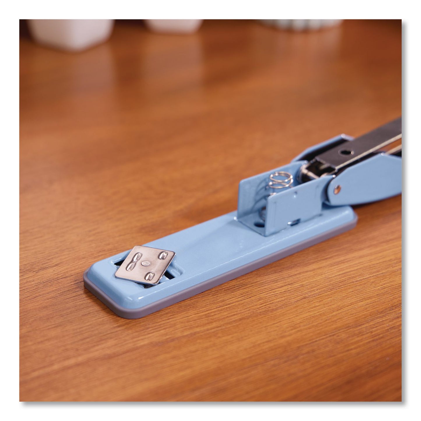 Swingline® Cub Compact Metal Staplers, 20 Sheet Capacity, Electric Blue (SWI1069)