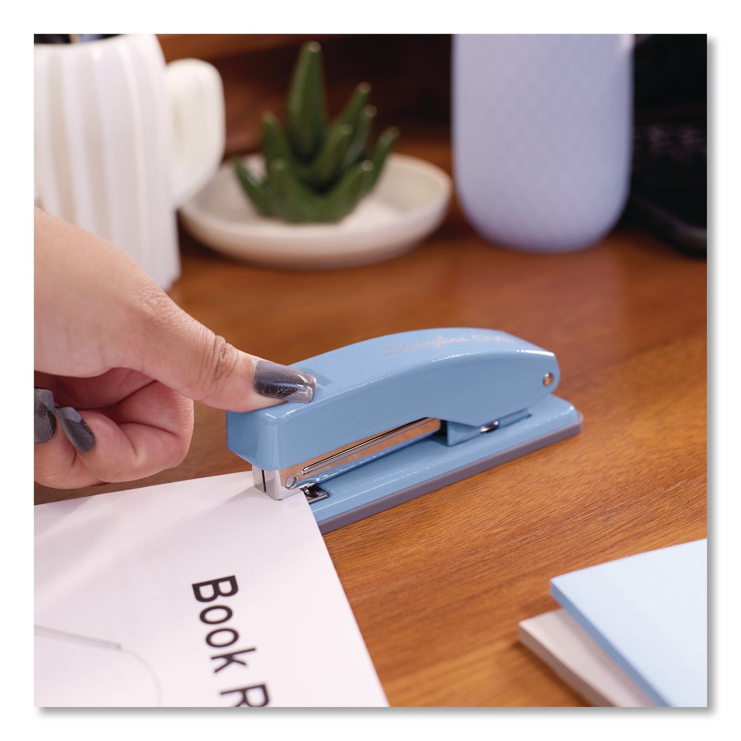 Swingline® Cub Compact Metal Staplers, 20 Sheet Capacity, Electric Blue (SWI1069)