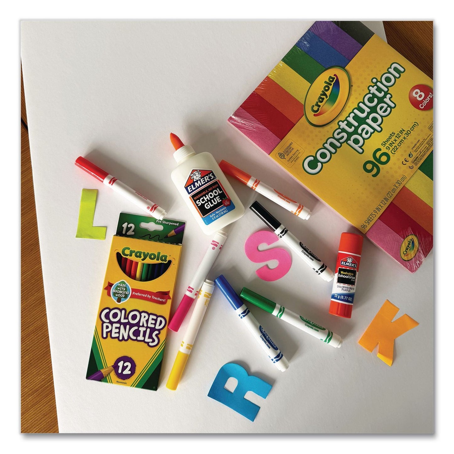 formit-trifold-display-boards-28-x-40-white-ch7fi68204fsc_4