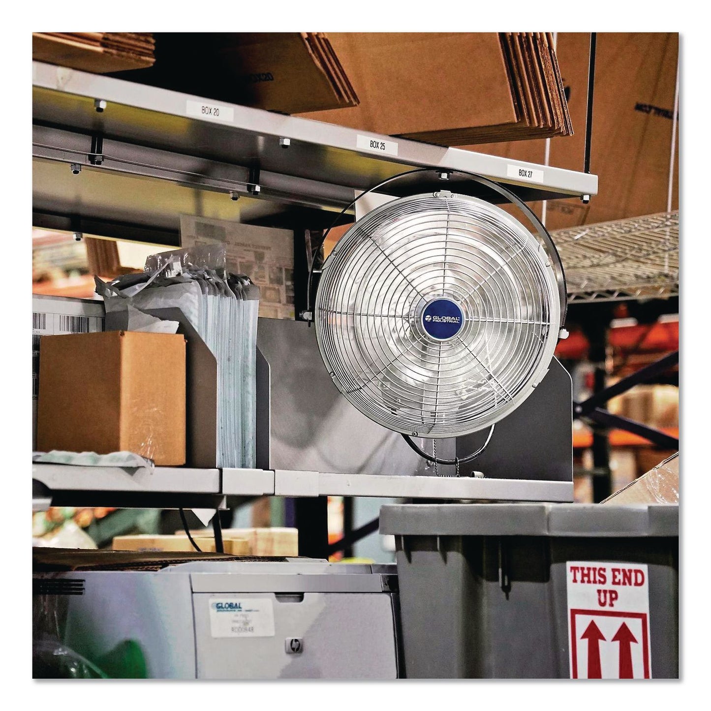 Global Industrial® 12" Industrial Workstation Fan, 1,855 CFM, 15 hp (GBE294492)
