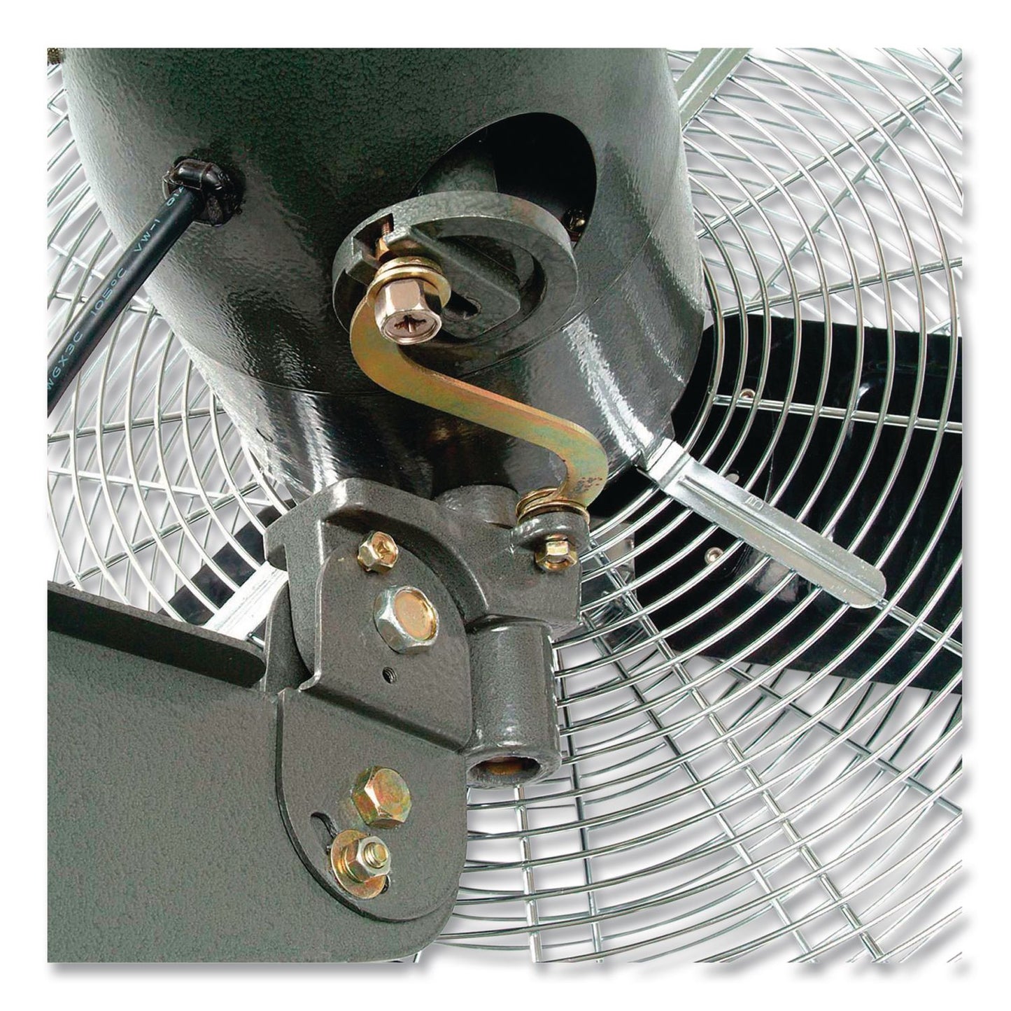 Global Industrial® Oscillating Wall Mount Fan, 30", 3 Speeds, Black (GBE607051)