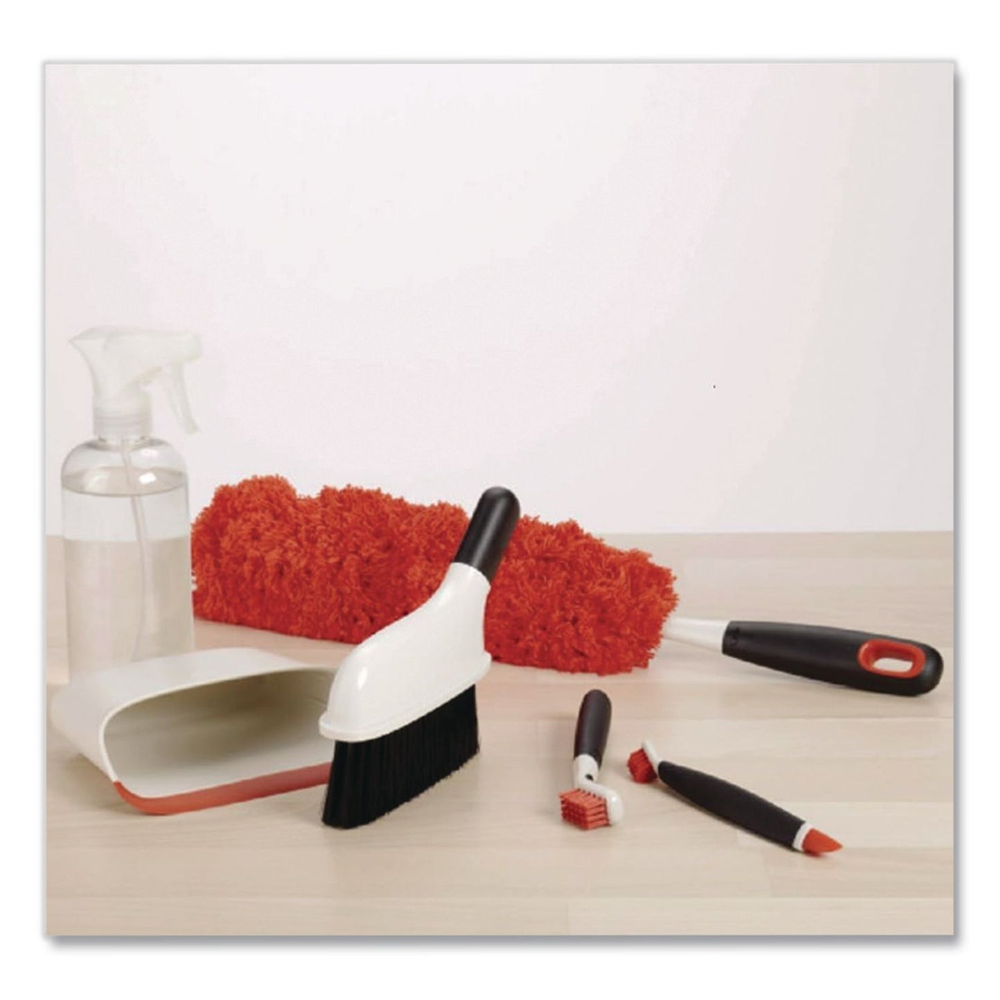 OXO Good Grips Microfiber Duster, 4" x 12" Orange Duster Head, 6" Black Handle (OXO1335180)