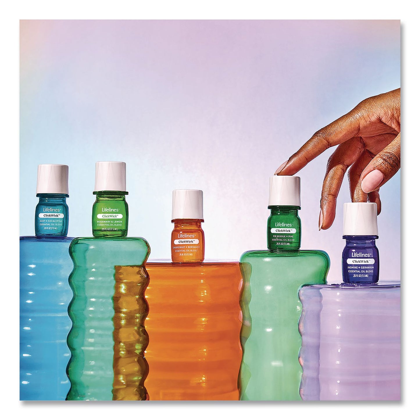 Lifelines® Aromatherapy Essential Oil Flameless Candle Diffuser, Jasmine and Geranium Essential Oil, 5.4 x 5.4 x 6.5, White (LLN111603)