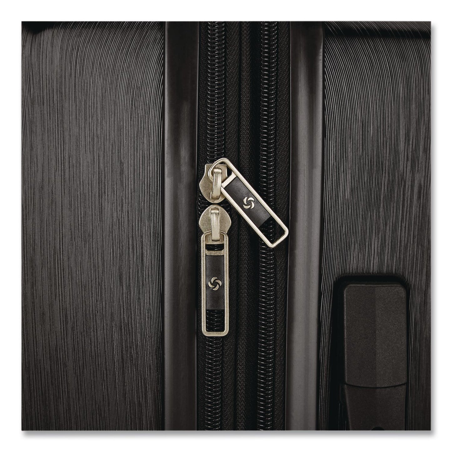 Samsonite® Alliance SE Hardside Spinner Suitcase, 14 x 10 x 22, Bass Black (SML1457931027)