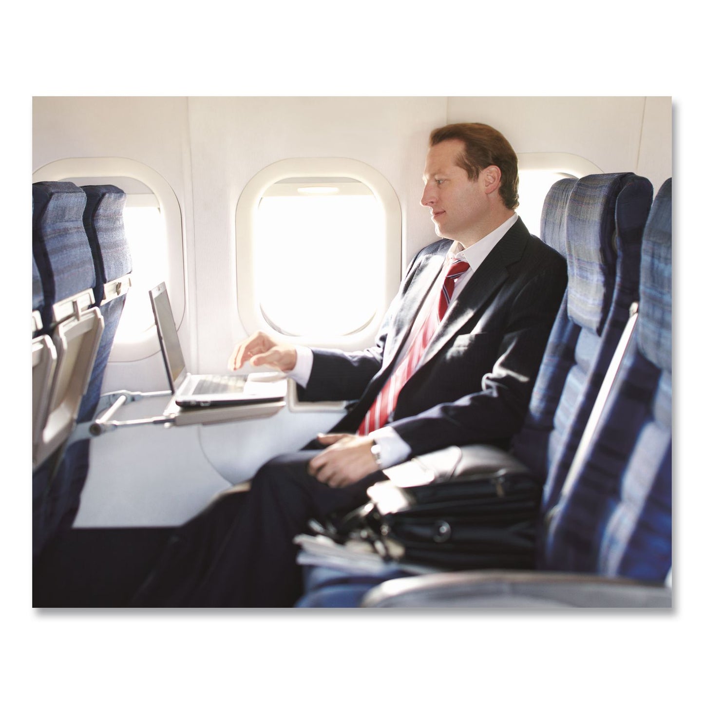 3M™ Bright Screen Privacy Filter for 17" Widescreen 2-in-1/Laptop, 16:10 Aspect Ratio (FAOBP170W1B)