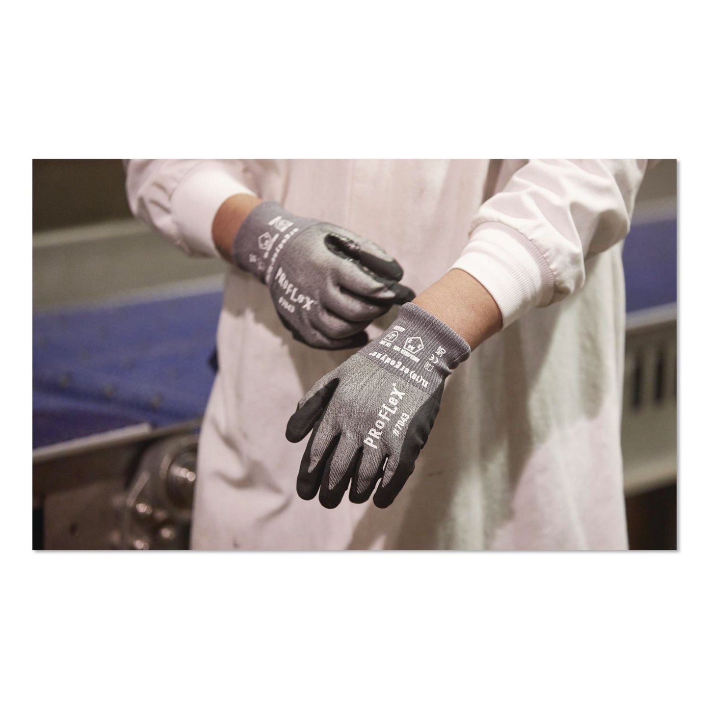 ergodyne® ProFlex 7043 ANSI A4 Nitrile Coated CR Gloves, EN388: 4X42D, 7.5" Long, 3X-Large (12), Gray, Pair (EGO10527)