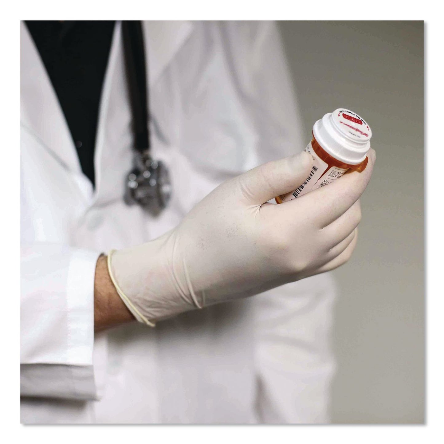 AMMEX® Professional Latex Exam Gloves, Powder-Free, Large, 4 mil (Palm), 5 mil (Fingers), Ivory, 100/Box (AXCGPPFT46100)