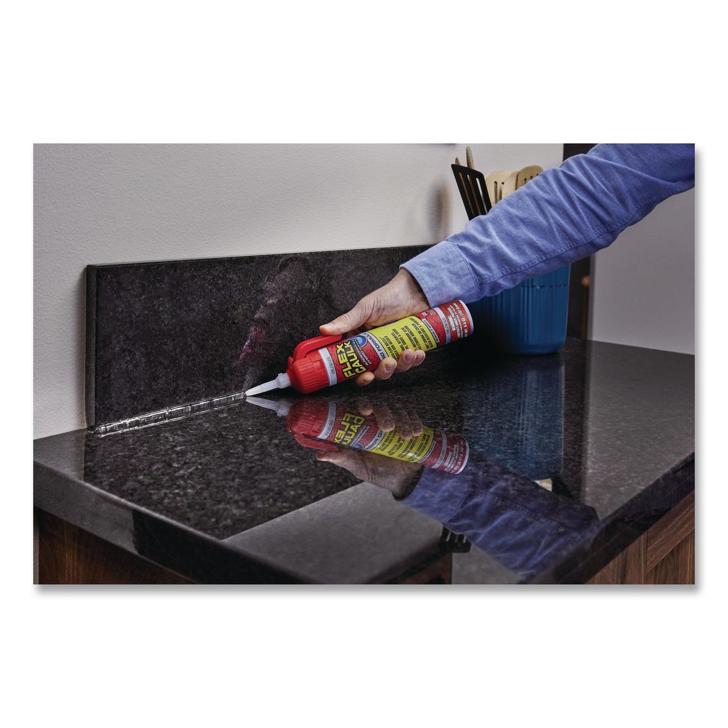 Flex Seal Products® Flex Caulk Hi-Performance Hybrid Caulk, 6.6 oz Aerosol Can, Dries Clear, 4/Carton (FSGCFSCLRR675)
