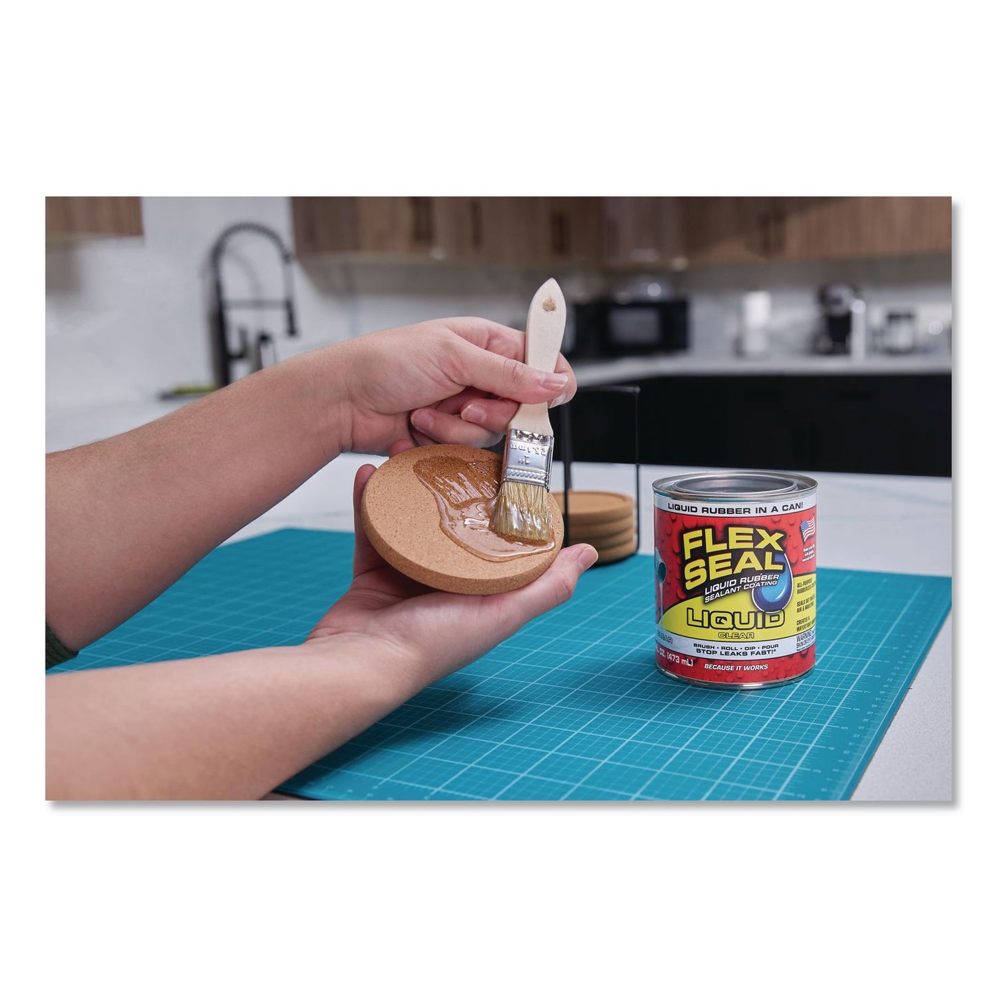 Flex Seal Products® Flex Seal Liquid Rubber Sealant Coating Liquid, 16 oz Can, Dries Clear, 6/Carton (FSGLFSCLRR16)