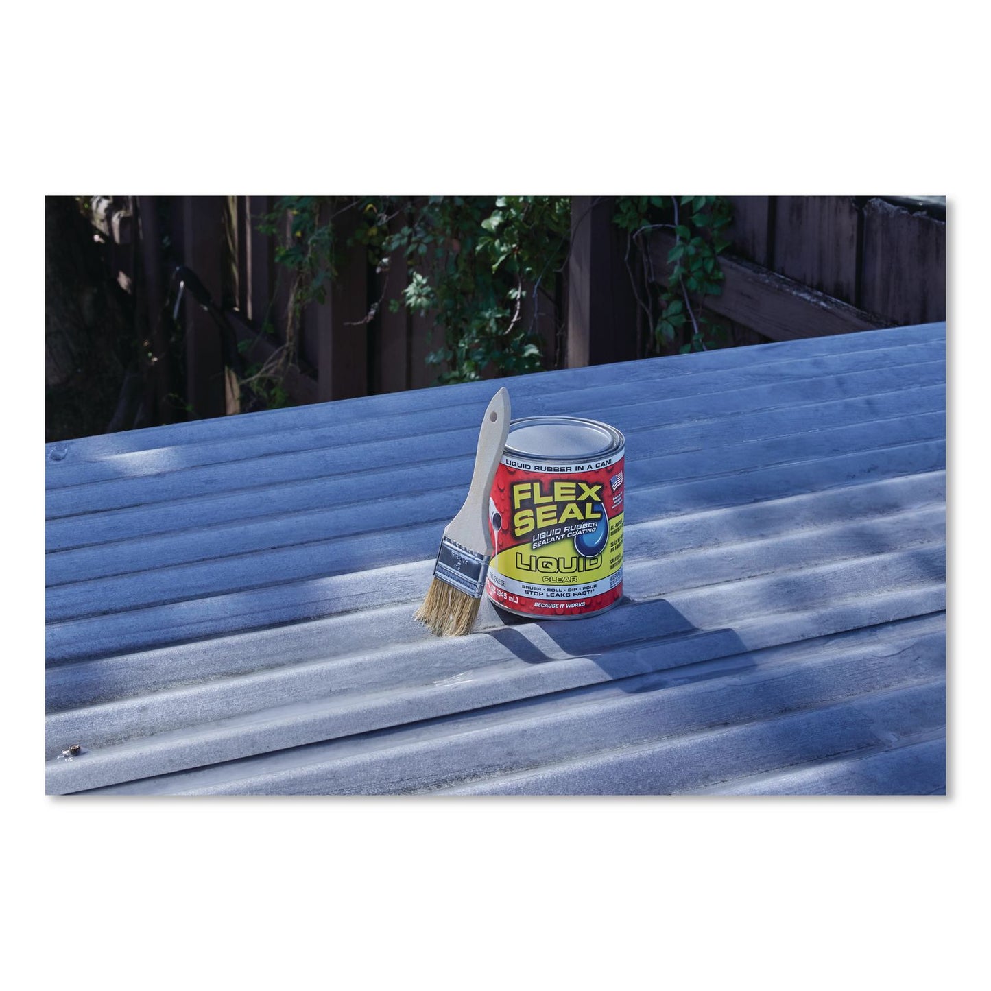 Flex Seal Products® Flex Seal Liquid Rubber Sealant Coating Liquid, 32 oz Can, Dries Clear, 6/Carton (FSGLFSCLRR32)