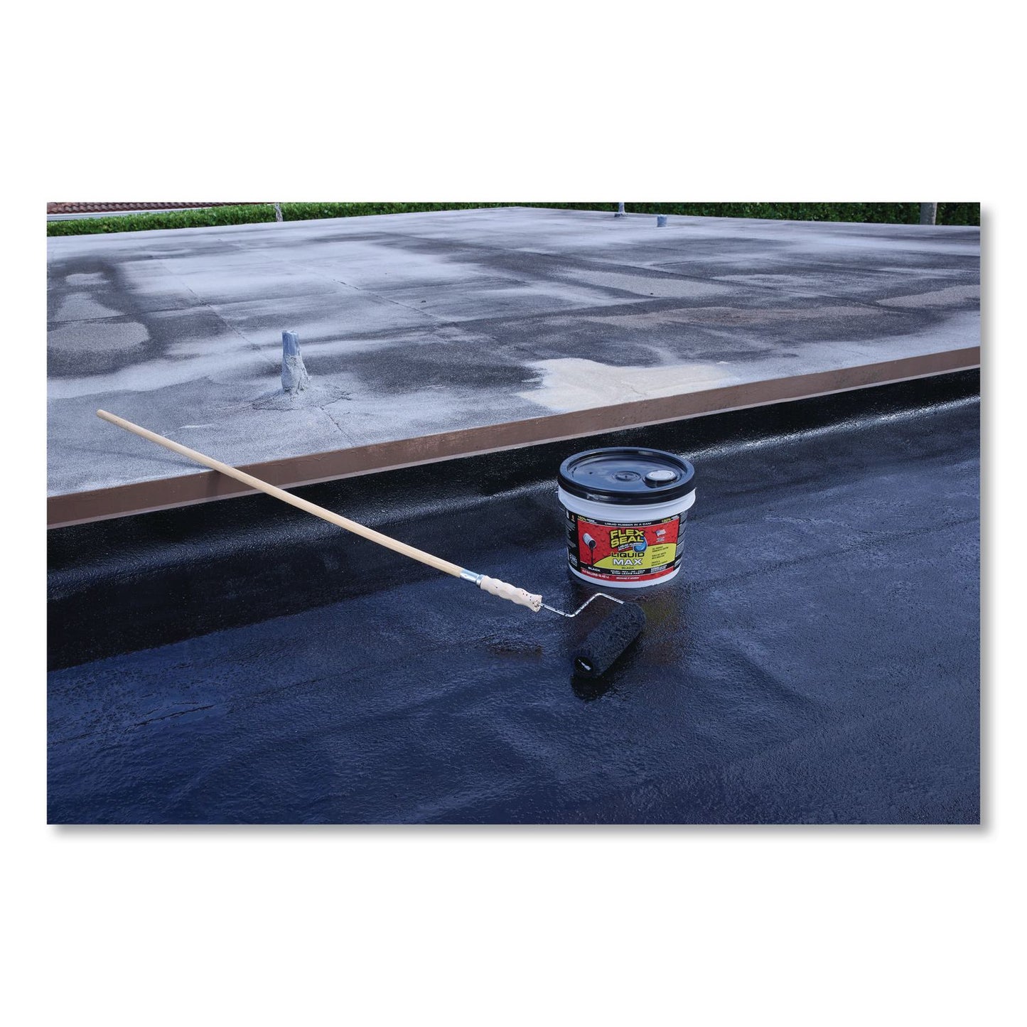 Flex Seal Products® Flex Seal Liquid Rubber Sealant Coating Liquid Max, 2.5 gal Bucket, Dries Black (FSGLFSMAXBLK02)