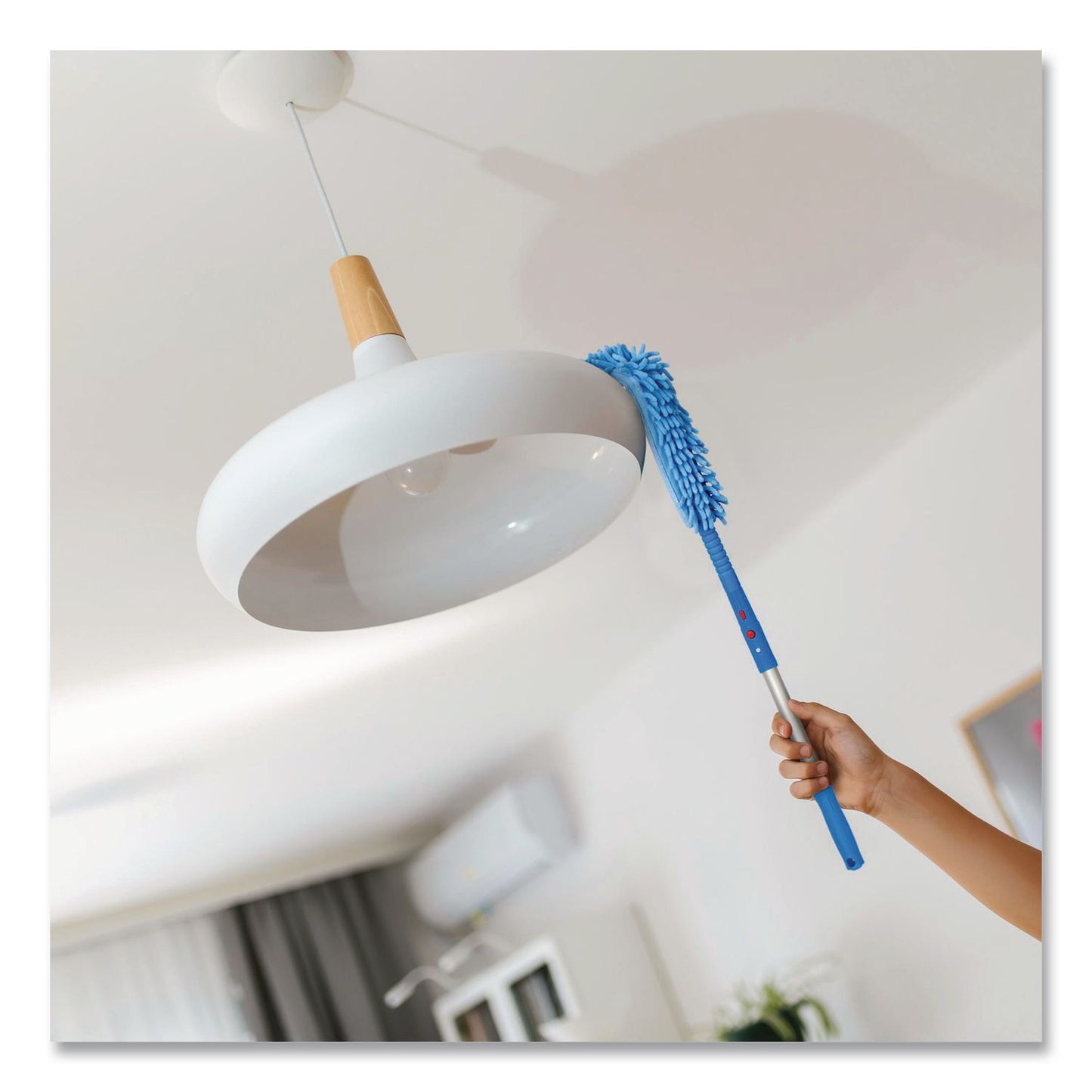 Gritt Commercial Flexible Wand Duster with Microfiber and Chenille Sleeve and 20" Pole (GCEGRI17520I)
